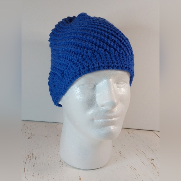 Pretty Cool Blue Adult Beanie Handmade Crochet Hat Winter Christmas Gift Warm - Picture 6 of 8